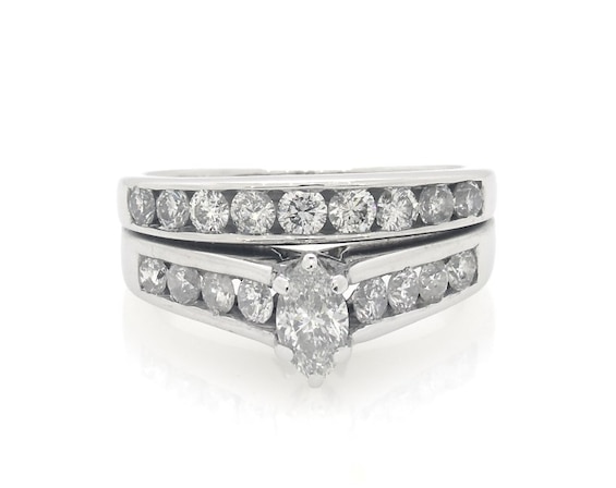 Previously Owned Marquise-Cut Diamond Bridal Set 1-3/8 ct tw 14K White Gold Size 6.75