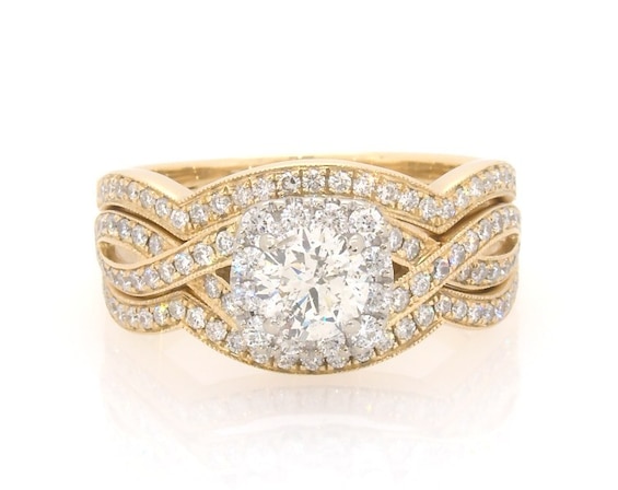 Previously Owned Neil Lane Round-Cut Diamond Halo Bridal Set 1-1/2 ct tw 14K Two-Tone Gold Size 8.5