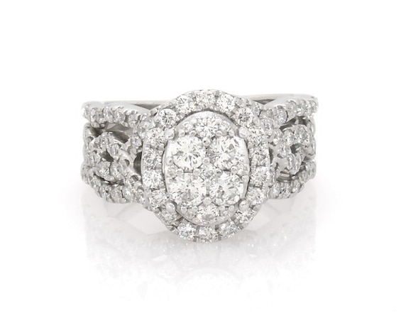 Previously Owned Round-Cut Multi-Diamond Halo Bridal Set 1-1/3 ct tw 14K White Gold Size 5.5