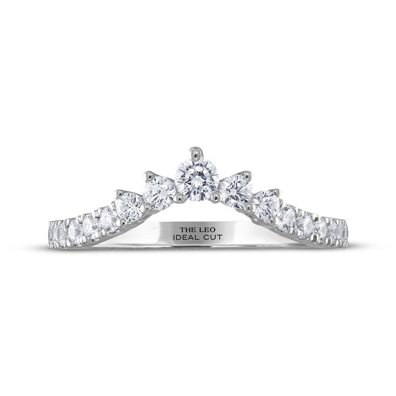 Main Image 3 of THE LEO Ideal Cut Diamond Graduated Contour Band 1/2 ct tw 14K White Gold