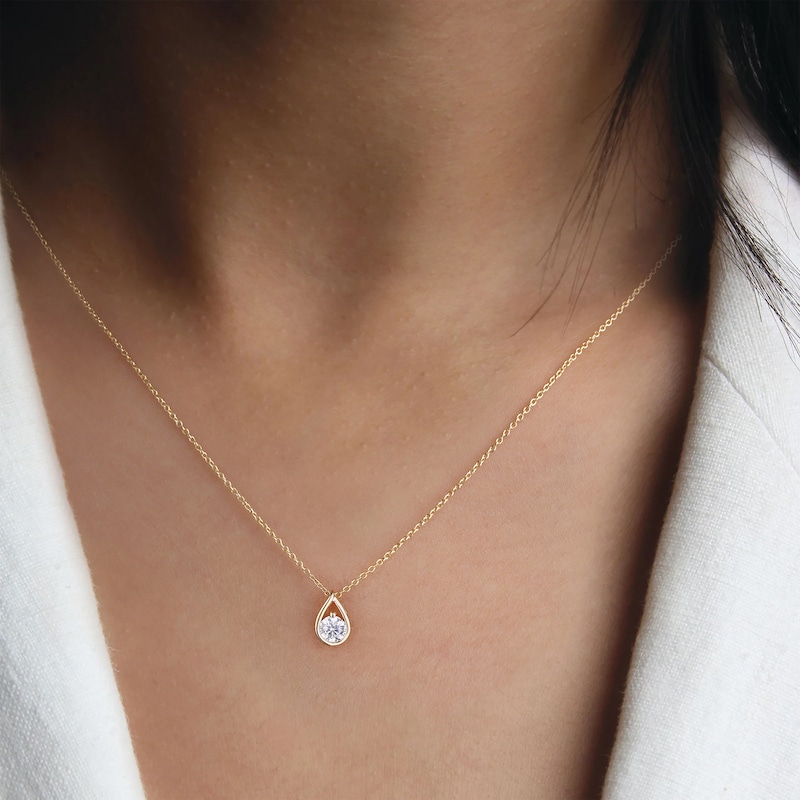 Main Image 4 of Diamond Solitaire Teardrop Frame Necklace 1/4 ct tw 10K Yellow Gold 18" (I/I2)