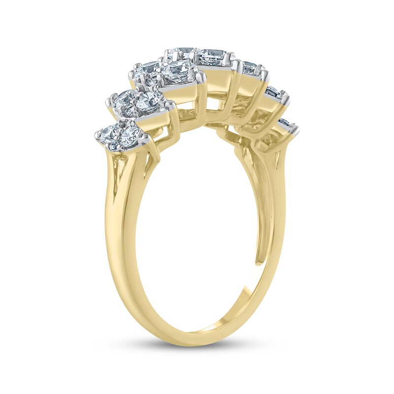 Main Image 2 of Diamond Graduated Fashion Ring 1 ct tw 14K Yellow Gold