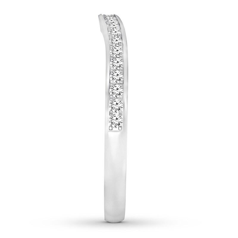 Diamond Wedding Band 1/6 ct tw Round-cut 10K White Gold