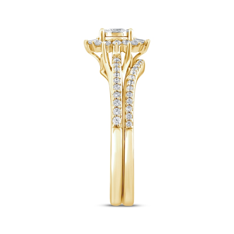 Main Image 2 of Adore Round-Cut Diamond Starburst Halo Bridal Set 3/8 ct tw 14K Yellow Gold
