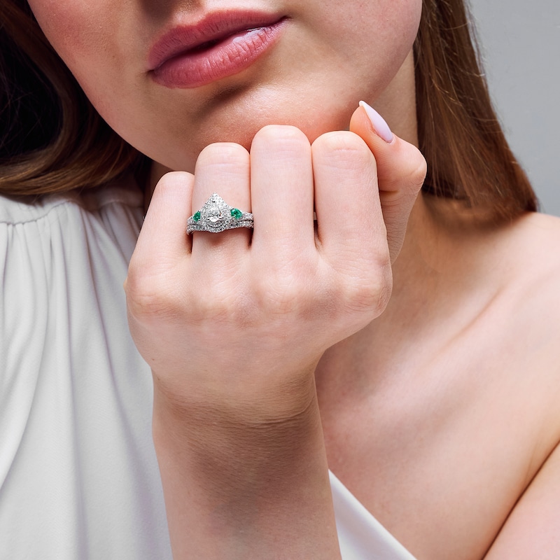 Main Image 4 of Neil Lane Pear-Shaped Diamond & Natural Emerald Bridal Set 1-1/6 ct tw 14K White Gold