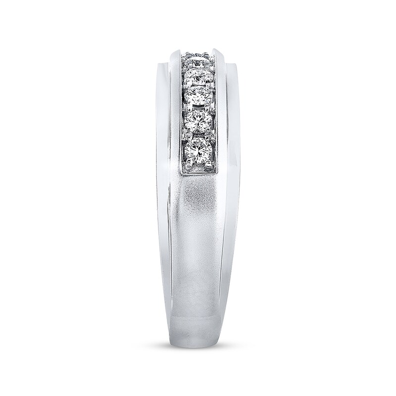 Main Image 3 of Men's THE LEO Diamond Wedding Band 1/2 ct tw Round-cut 14K White Gold