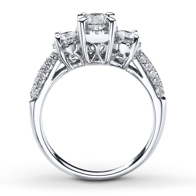 Main Image 2 of 3-Stone Diamond Ring 1 ct tw Round-cut 14K White Gold