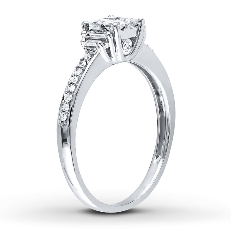 Diamond Engagement Ring 1/2 ct tw Princess-cut 10K White Gold