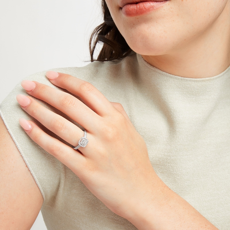 Main Image 5 of Diamond Engagement Ring 1/2 ct tw Princess & Round-cut 14K White Gold