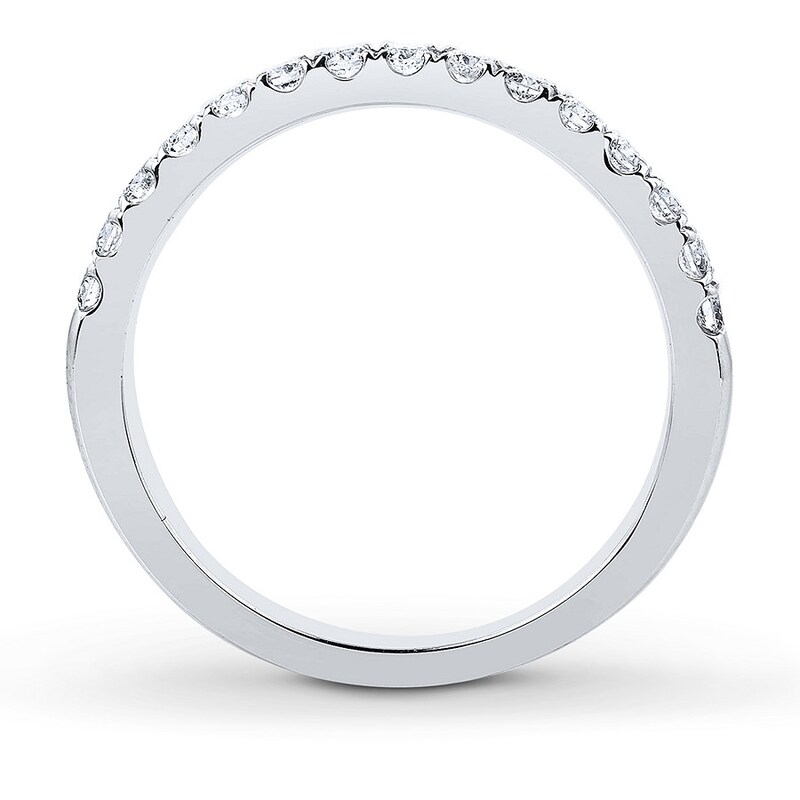 Main Image 2 of THE LEO Diamond Wedding Band 1/3 ct tw Round-cut 14K White Gold