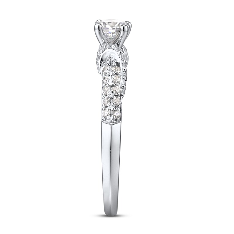 Diamond Engagement Ring 5/8 ct tw Round-cut 14K White Gold